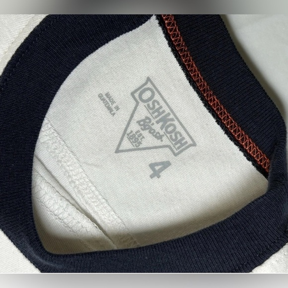 Oshkosh Boys Lot Of 2 Short Sleeve T-shirts Size 4 4T Football Summer Embroidery - Picture 5 of 6